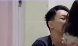 吃瓜儿子无视爸爸视频下载,视频下载引发家庭风波