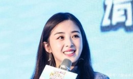 张含韵吃蜜瓜视频,镜头下的清新魅力