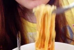 小鼠瓜怎么吃美食视频,跟随小鼠探索创意瓜果美食之旅