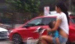 女子边吃瓜边骑车视频大全,女子边吃瓜边骑车视频大盘点