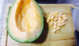 大鹅吃哈密瓜视频大全,趣味视频大盘点