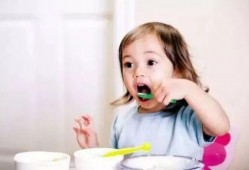 小朋友吃小乳瓜好吗视频,小朋友食用好处多