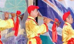 群众吃瓜的表演节目视频,群众吃瓜表演节目精彩瞬间