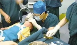 父子吃葫芦瓜中毒死亡视频,警示食品安全不容忽视