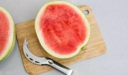 瓜瓜带你吃瓜的视频,热门视频背后的真实故事