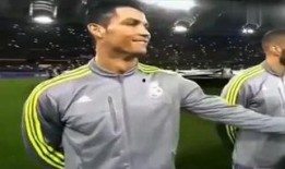 吃瓜视频大全c罗,足球巨星场下趣味瞬间大揭秘