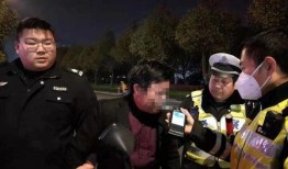 交警吃瓜视频大全集,趣味瞬间，笑料横生