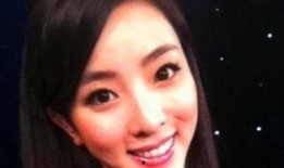 东北吃瓜女博主视频播放,揭秘东北美食与生活，视频播放量飙升！