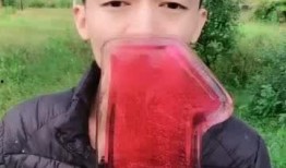 户外婷儿吃瓜视频,揭秘娱乐圈幕后故事