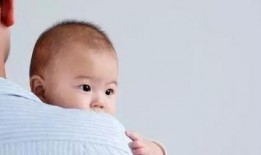 吃瓜男生叫别人宝宝视频