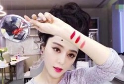 分享吃瓜的博主是谁啊视频,揭秘“分享吃瓜的博主”身份之谜