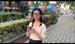 小姐姐吃瓜路人视频,小姐姐吃瓜路人视频引发热议