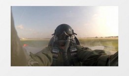 伪军吃瓜的视频素材下载,揭秘军营中的欢乐时光