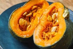 扇巴掌吃瓜4分钟视频,网络热传视频背后的故事